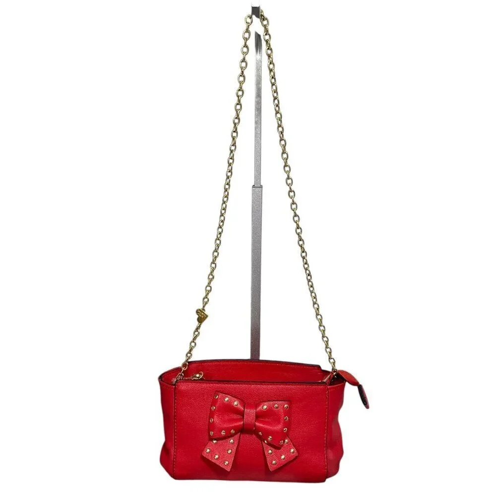 Betsey Johnson Bow Shoulder Crossbody Bag in Red